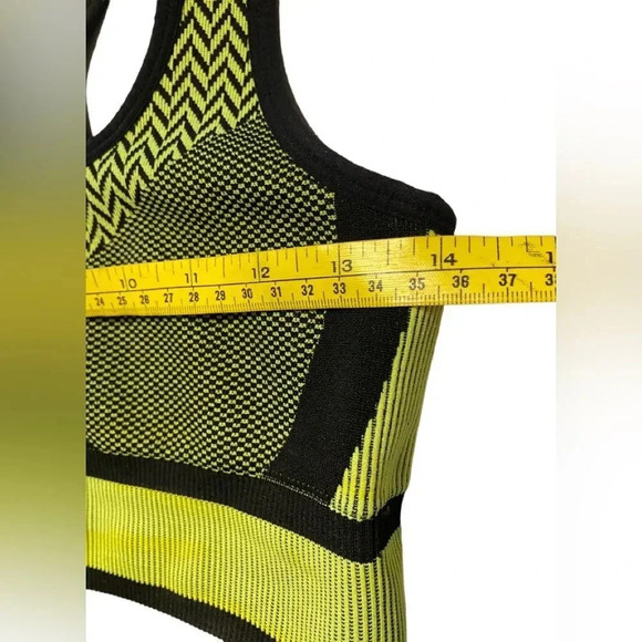 Fabletics 2 Piece Outfit- Includes High Waisted Seamless Leggings & Sports Bra - Picture 12 of 14